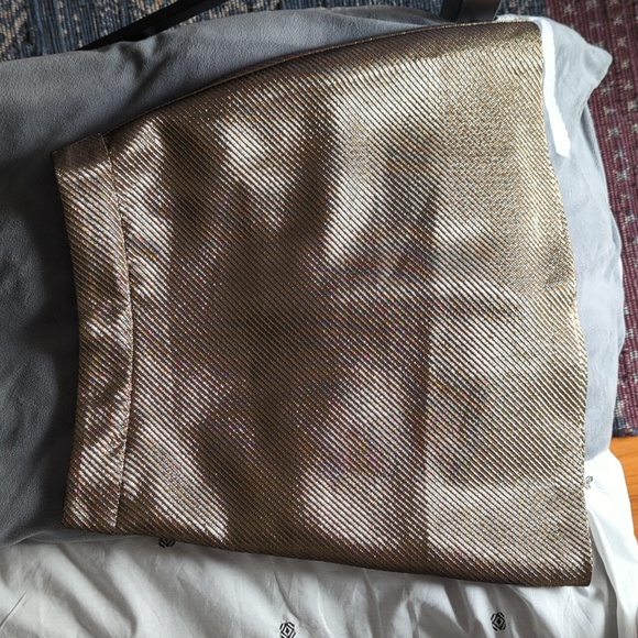 NWOT H&M jacquard gold skirt - Picture 3 of 7